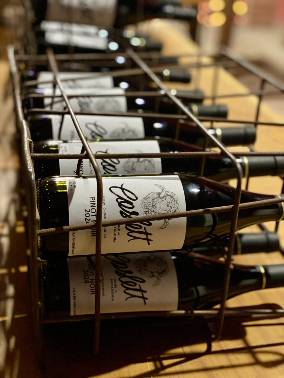 Coslett Pinot Noir - Imagen 2